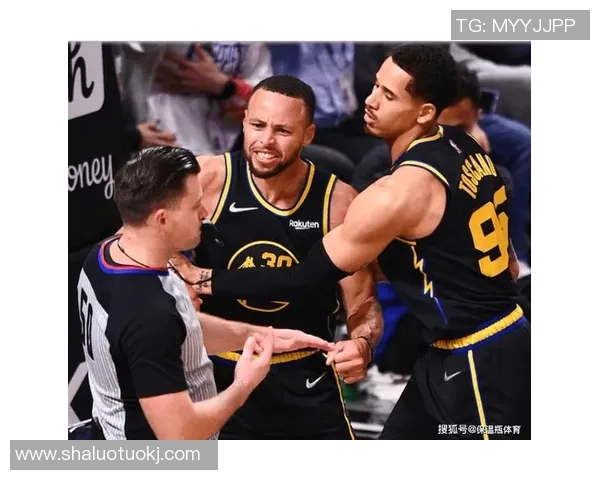 布里斯托尔与伯顿的激烈对决一月赛季回顾与分析